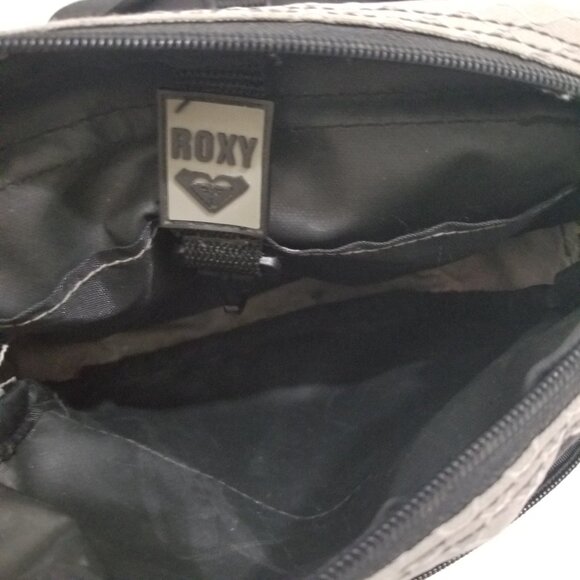 Roxy Green/Forest Green backpack & Roxy Gray Crossbody bag (2 total) - Picture 11 of 16